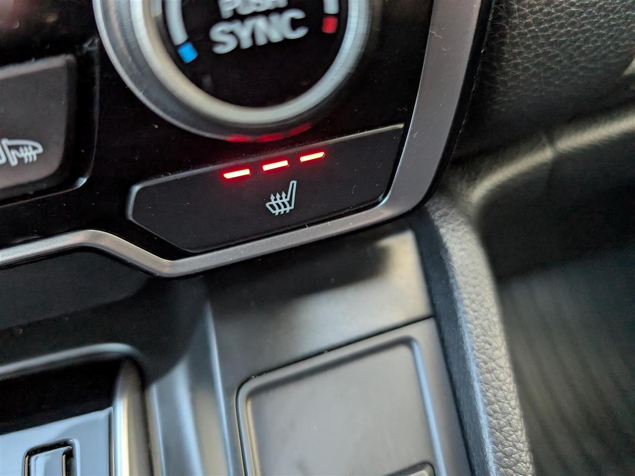 2019 Honda CR-V EX AWD - SUNROOF - HTD SEATS - TECH FEATS Photo