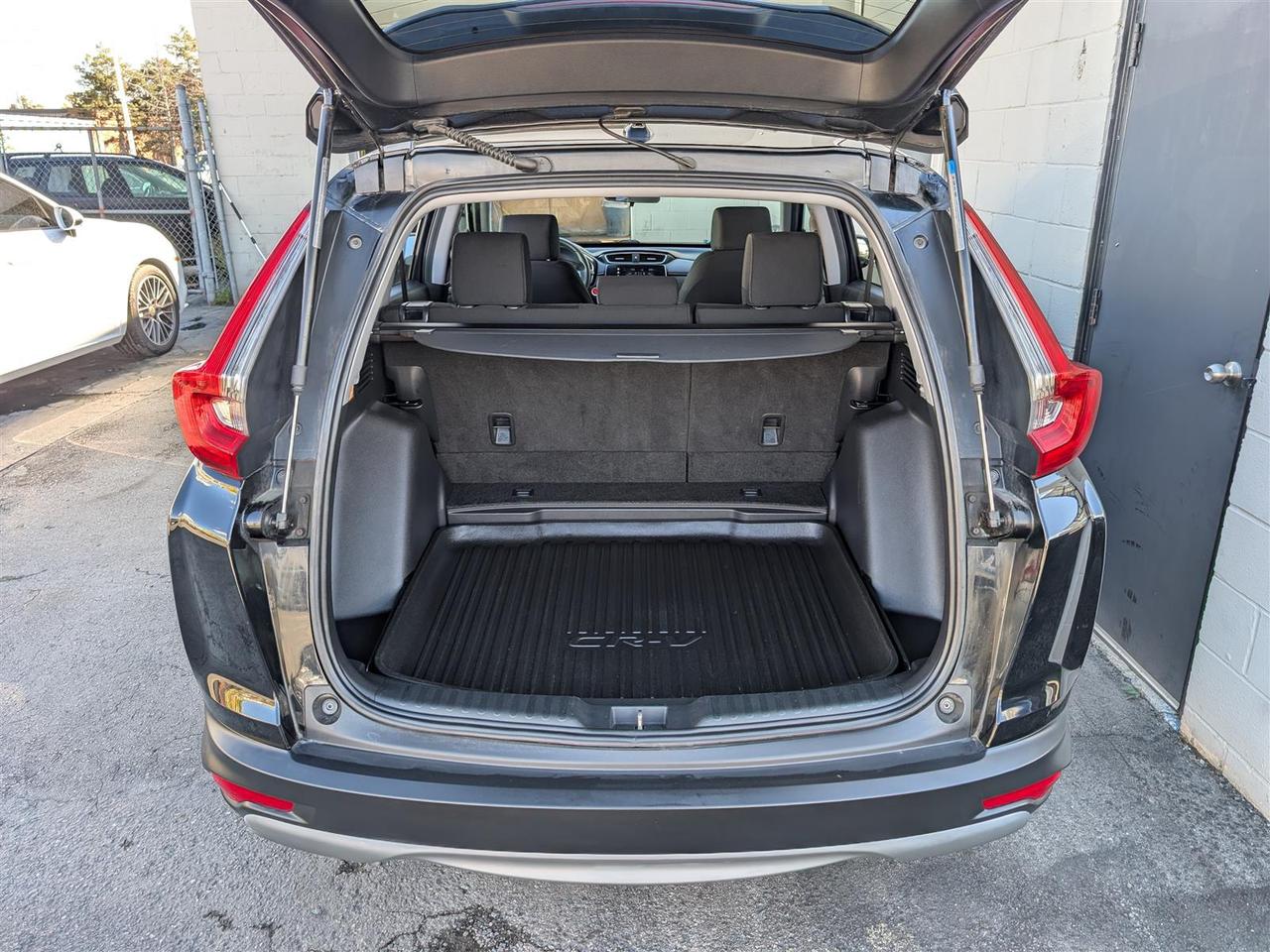 2019 Honda CR-V EX AWD - SUNROOF - HTD SEATS - TECH FEATS Photo