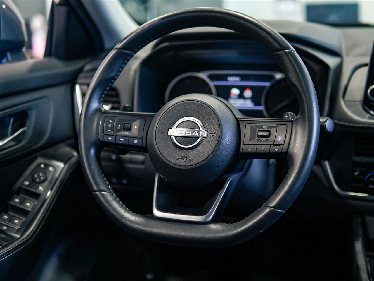 2024 Nissan Rogue SV PREMIUM AWD | LEATHER | 19 INCH RIMS | HTD REAR SEATS Photo