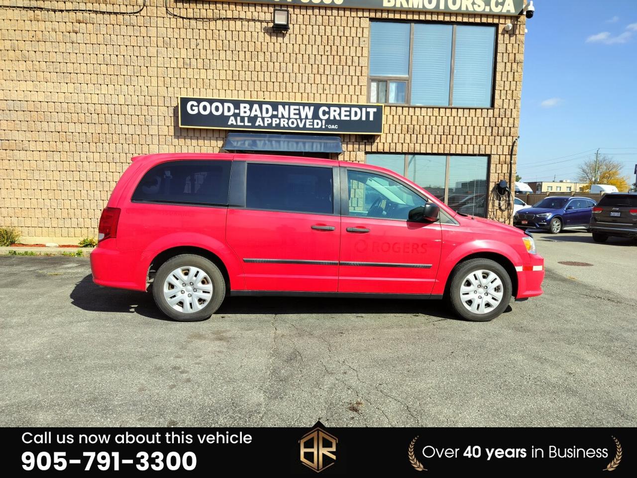 2017 Dodge Grand Caravan SE |  No Accidents Reported Photo4