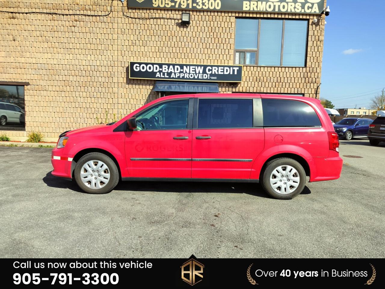 2017 Dodge Grand Caravan SE |  No Accidents Reported Photo3