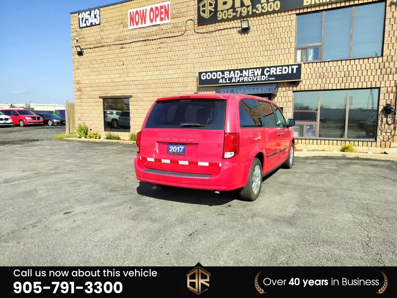 2017 Dodge Grand Caravan SE |  No Accidents Reported Photo