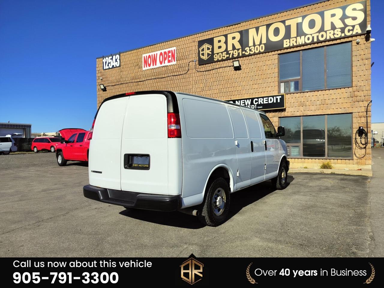 2019 Chevrolet Express 3500 | No Accidents Reported Photo3