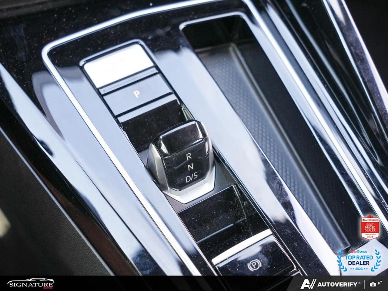 2023 Volkswagen Golf GTI Performance Photo