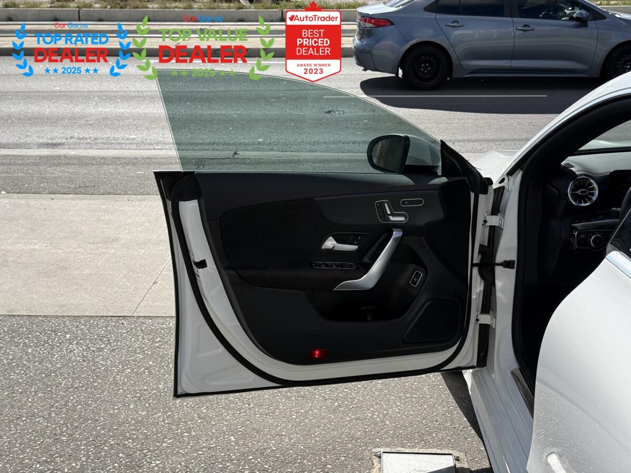 2021 Mercedes-Benz CLA-Class //AMG PKG / MEMORY PKG | DINAMICA | AMBIENT LIGHTING | PANO | APPLE CARPLAY Photo