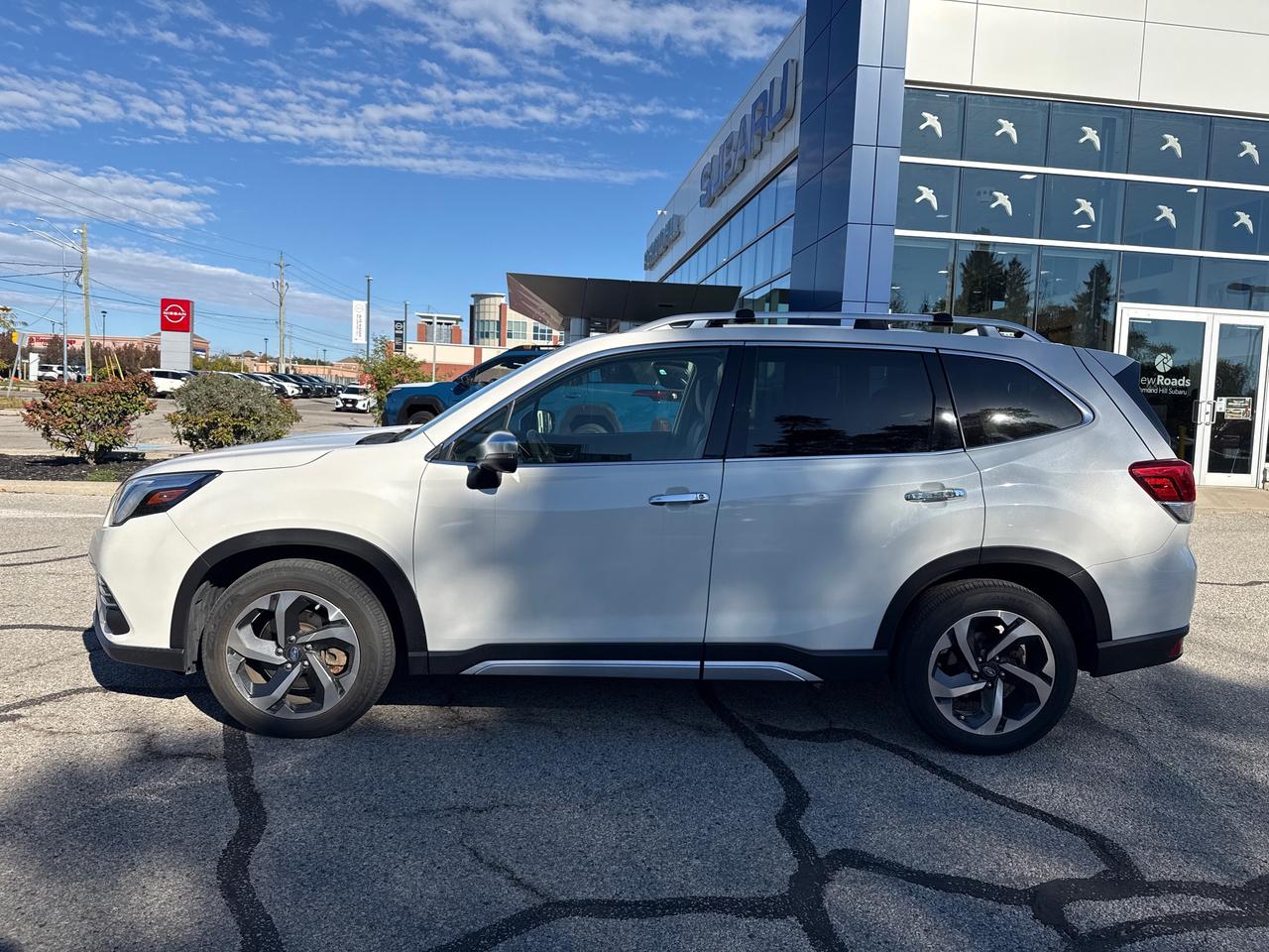 2022 Subaru Forester Premier PREMIER PACKAGE!! LOW KMS!! Photo