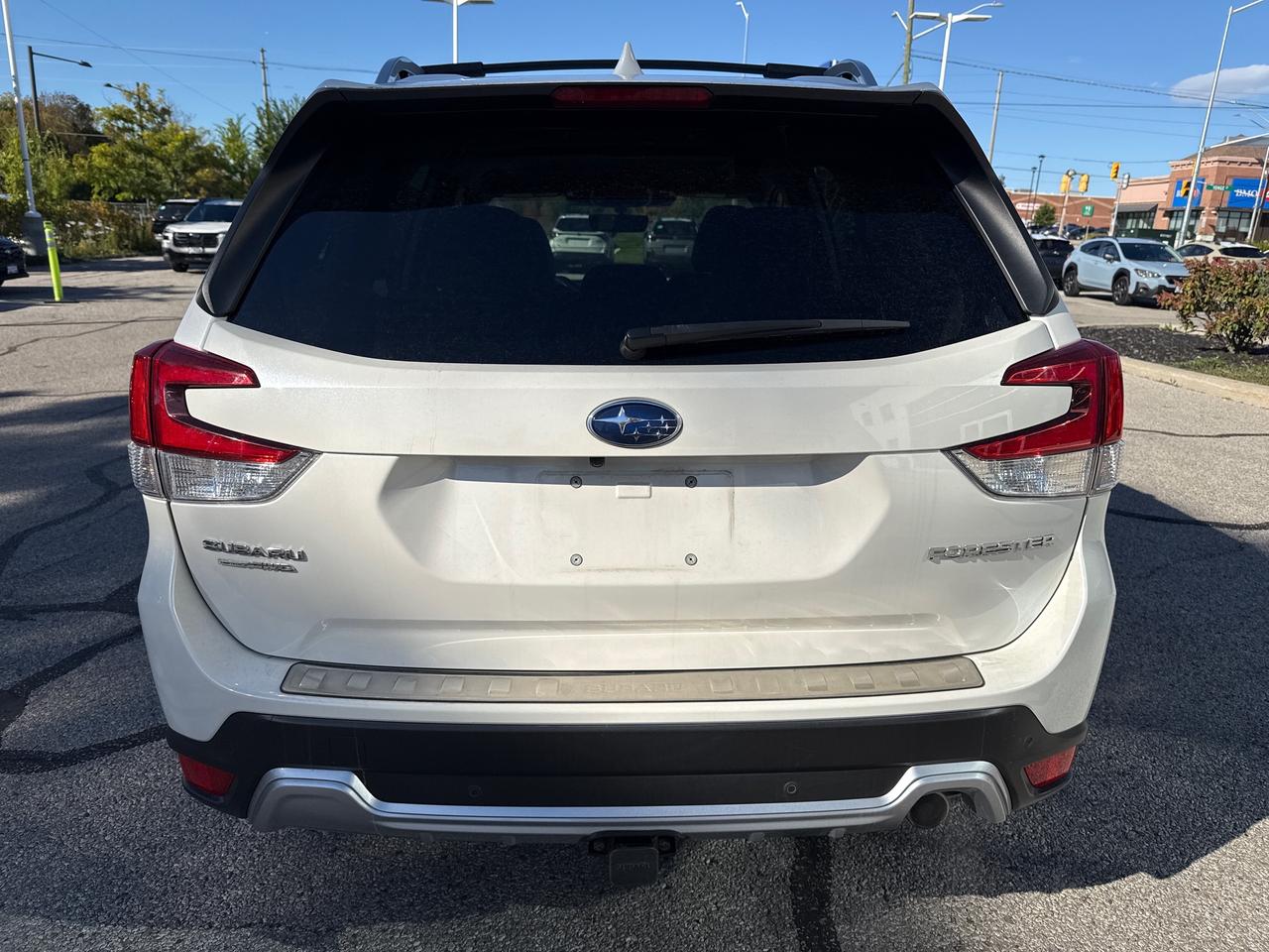 2022 Subaru Forester Premier PREMIER PACKAGE!! LOW KMS!! Photo