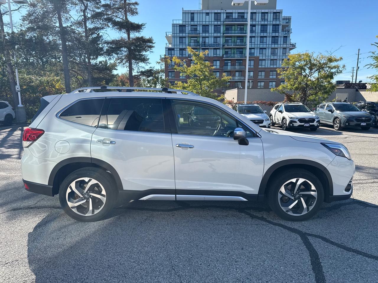 2022 Subaru Forester Premier PREMIER PACKAGE!! LOW KMS!! Photo