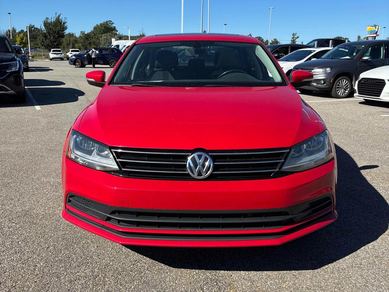 2017 Volkswagen Jetta Wolfsburg Edition MANUAL | Sunroof | Backup Camera | Apple Car Play | Android Auto Photo4
