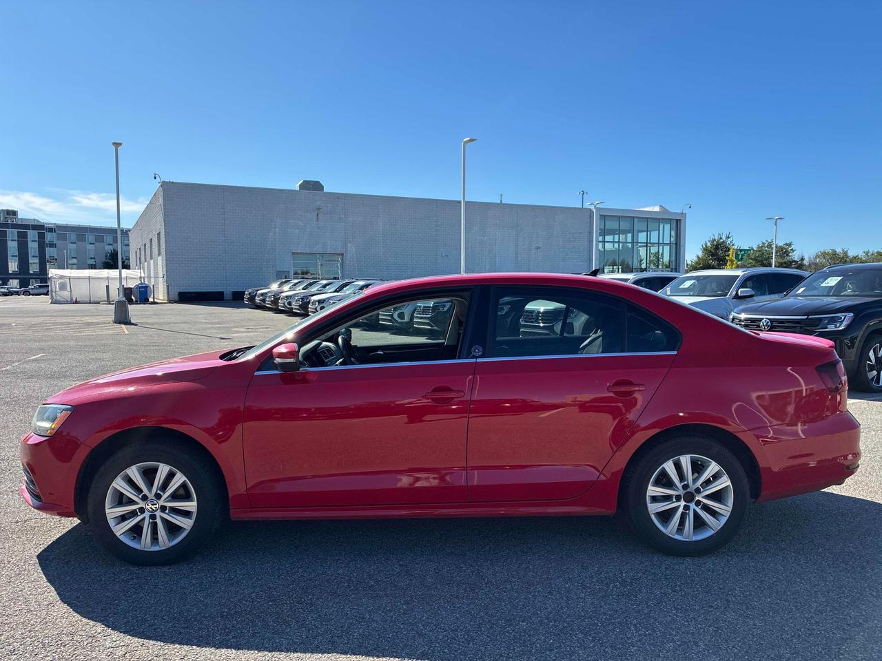 2017 Volkswagen Jetta Wolfsburg Edition MANUAL | Sunroof | Backup Camera | Apple Car Play | Android Auto Photo1