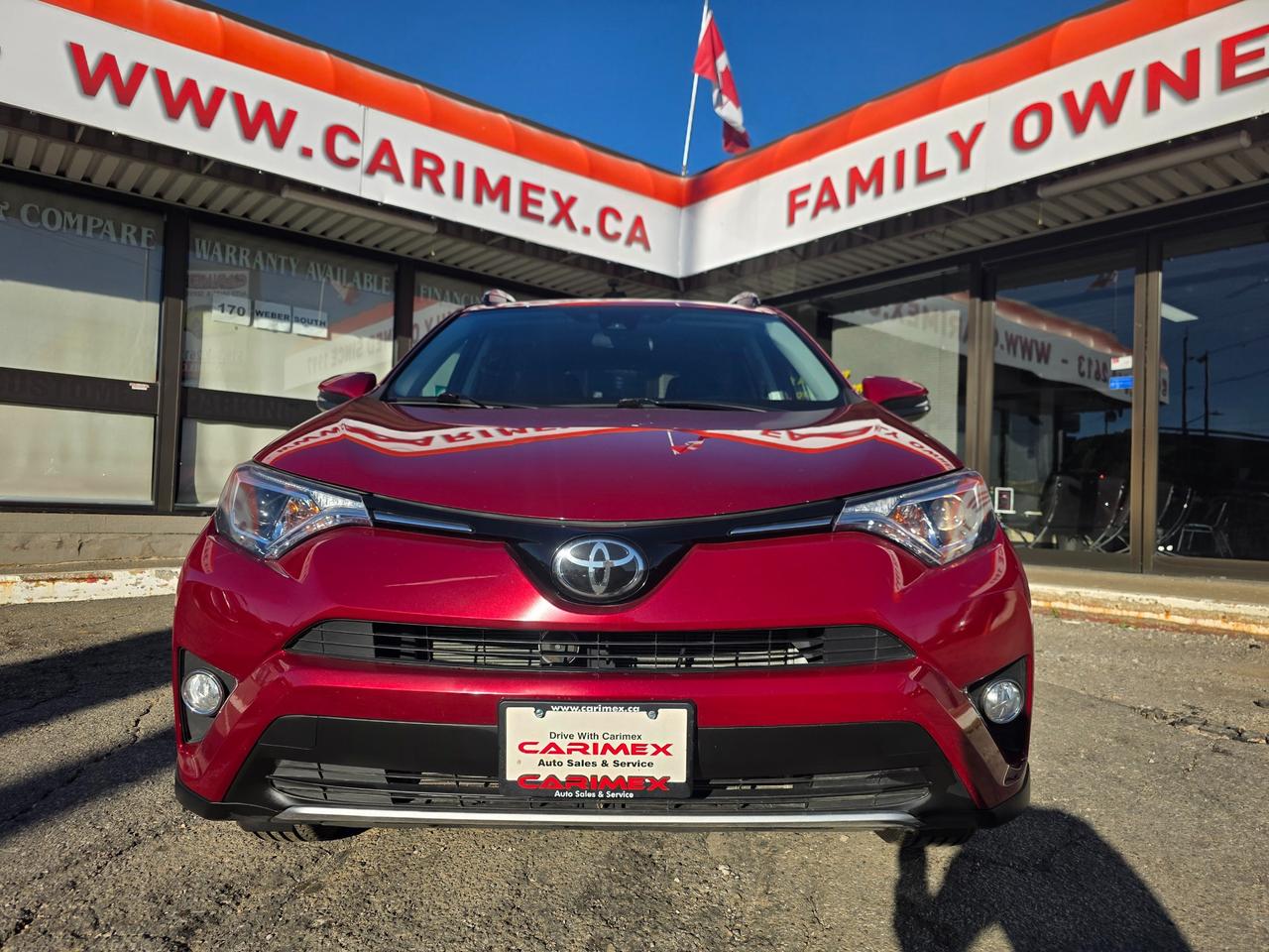2018 Toyota RAV4 XLE AWD | LOW KMS | One Owner | Accident Free Photo