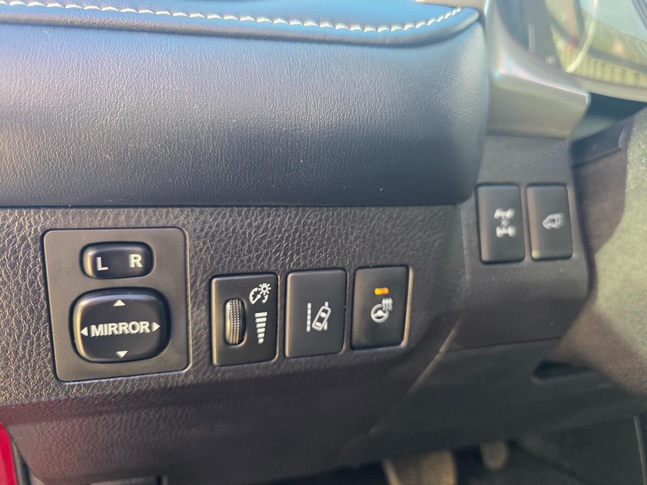2018 Toyota RAV4 XLE AWD | LOW KMS | One Owner | Accident Free Photo