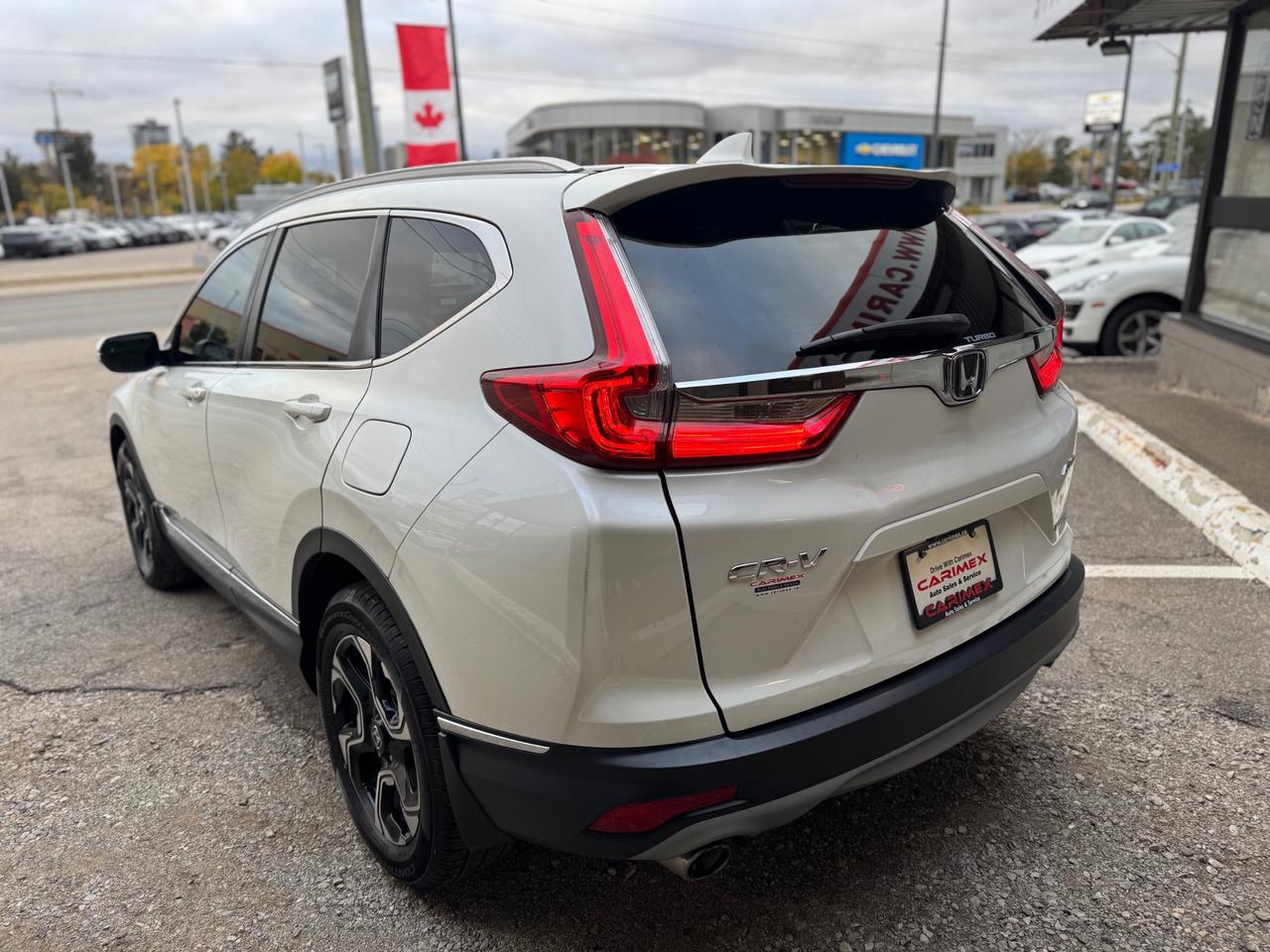 2018 Honda CR-V Touring LOADED | One Owner | Accident Free | Honda Dealer Serviced Photo