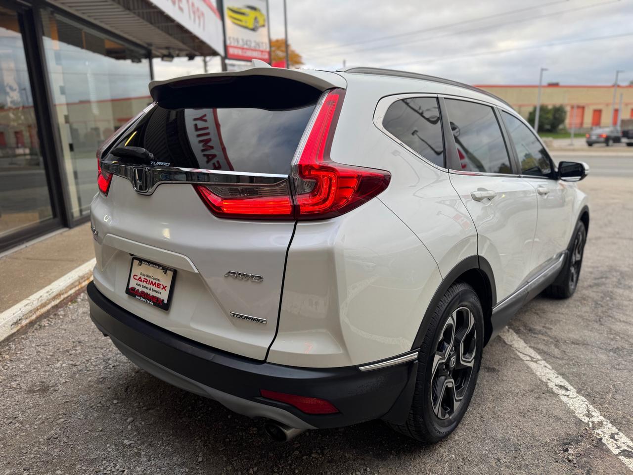 2018 Honda CR-V Touring LOADED | One Owner | Accident Free | Honda Dealer Serviced Photo