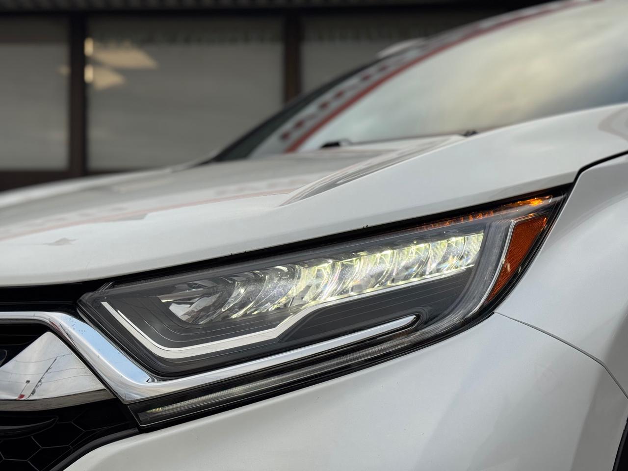 2018 Honda CR-V Touring LOADED | One Owner | Accident Free | Honda Dealer Serviced Photo