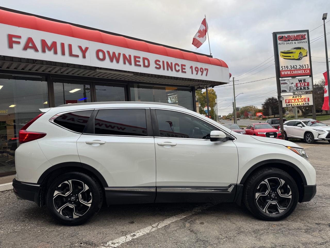 2018 Honda CR-V Touring LOADED | One Owner | Accident Free | Honda Dealer Serviced Photo
