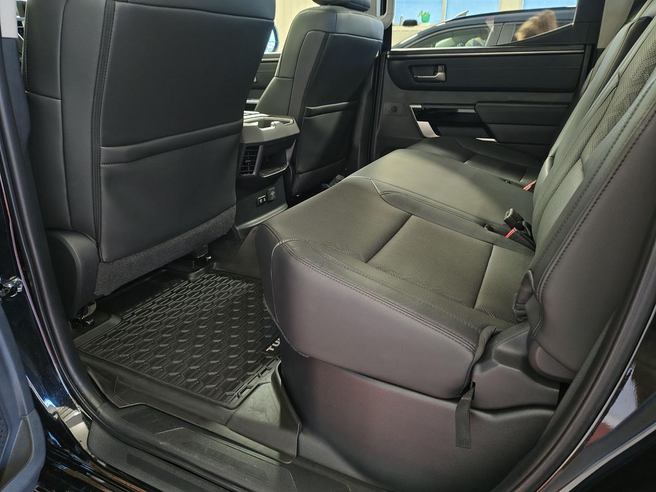 2024 Toyota Tundra Limited  Photo0