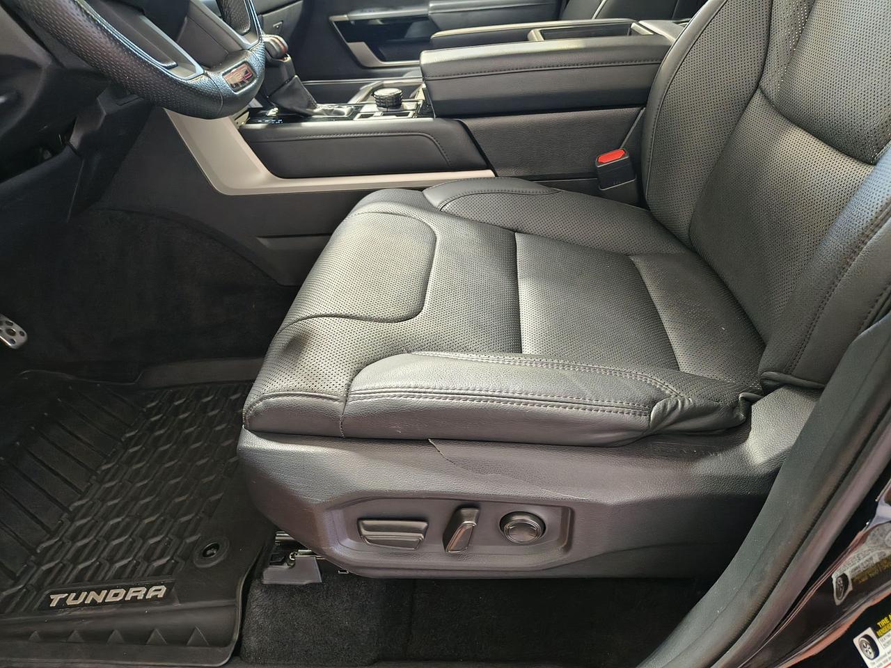 2024 Toyota Tundra Limited  Photo0