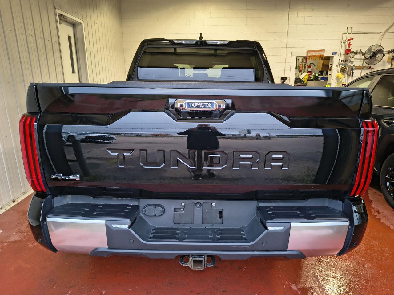 2024 Toyota Tundra Limited  Photo0