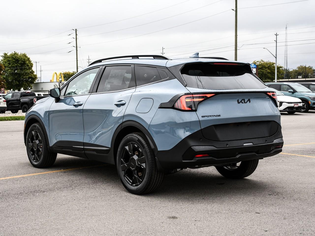 2026 Kia Sportage X-Line Photo3