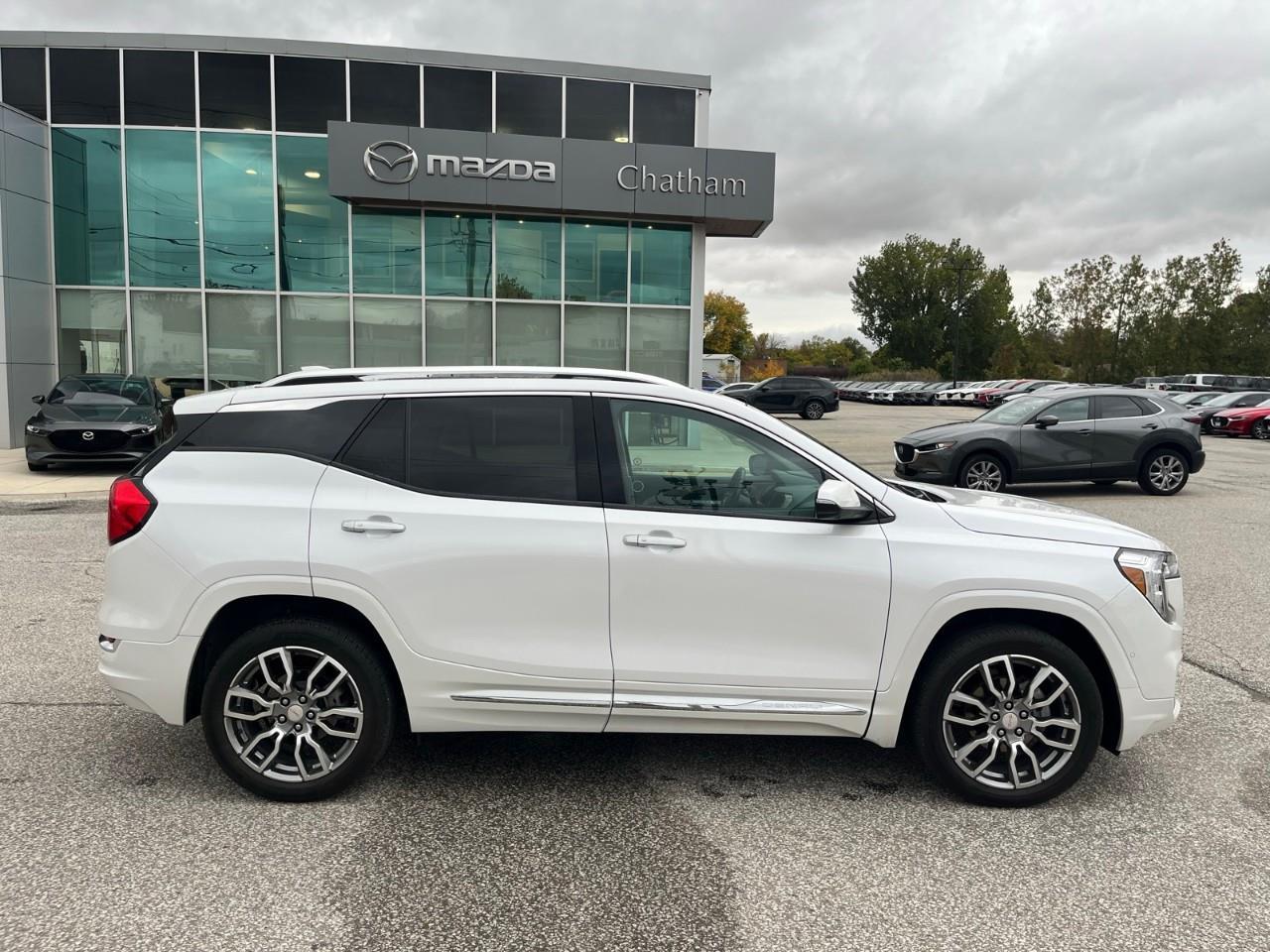 2024 GMC Terrain Denali Panoramic Sunroof | Heated & Ventilated Front Seats | Adaptive Cruise Control | Bose Premium Audio Photo