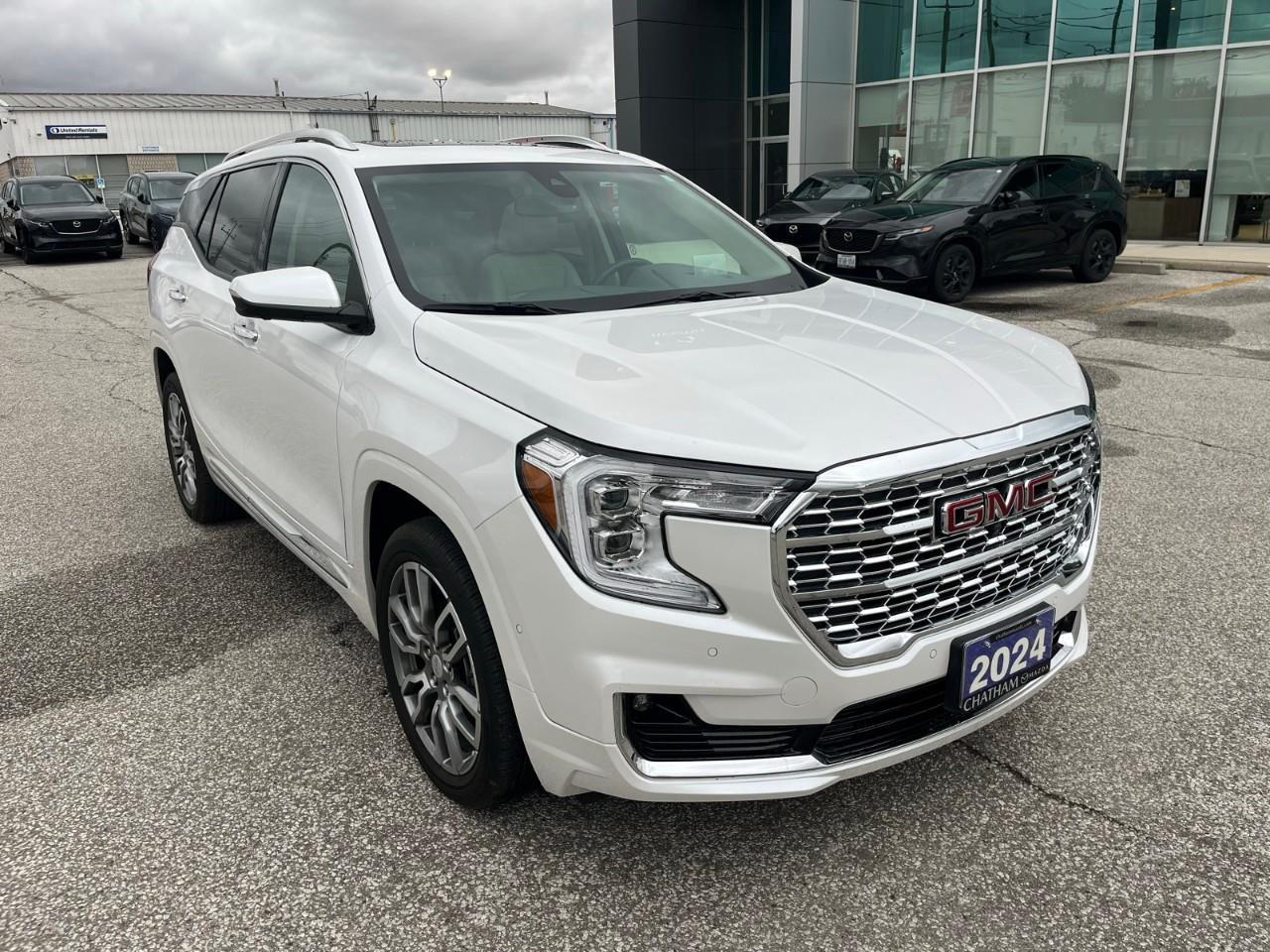 2024 GMC Terrain Denali Panoramic Sunroof | Heated & Ventilated Front Seats | Adaptive Cruise Control | Bose Premium Audio Photo