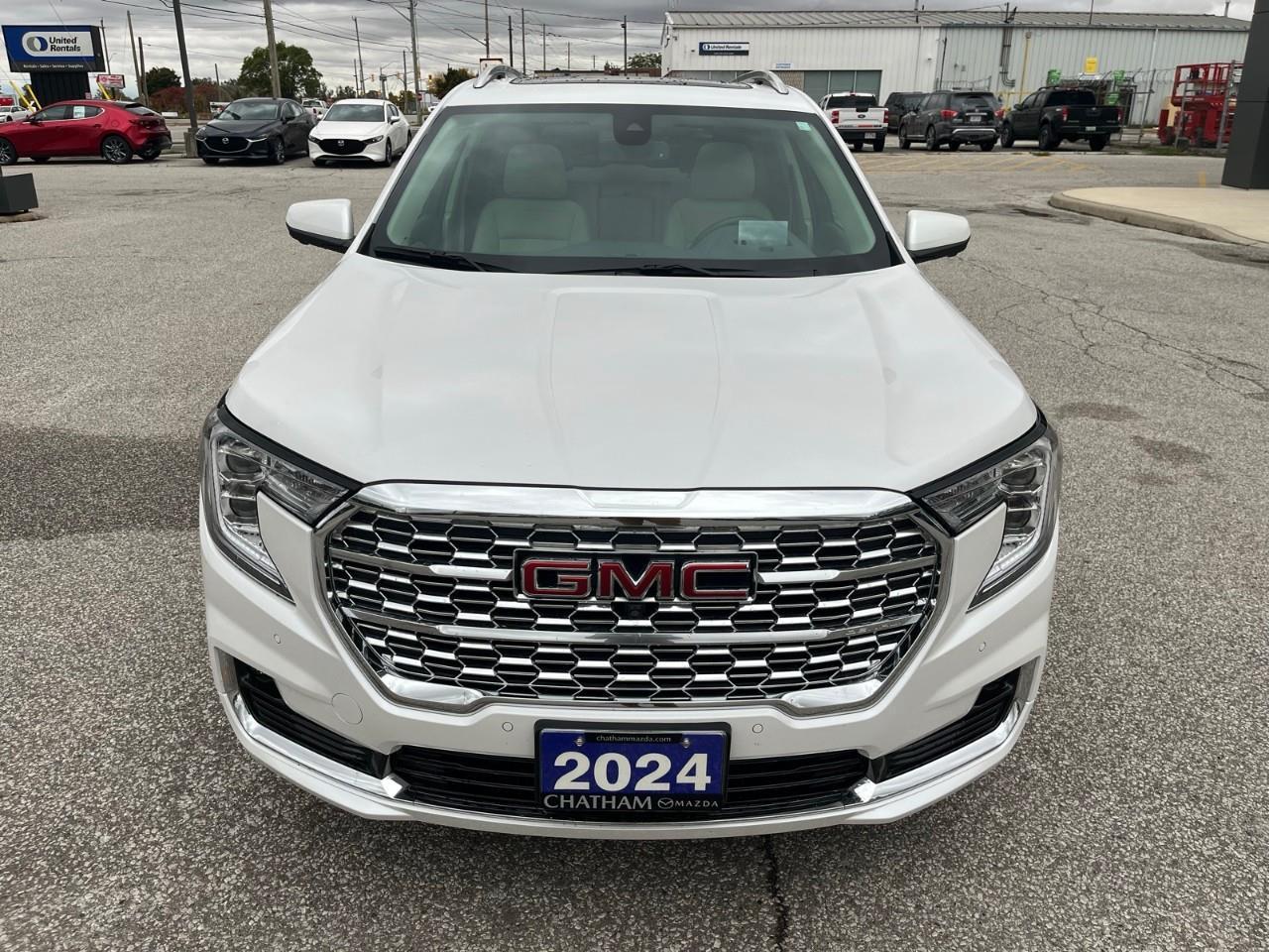 2024 GMC Terrain Denali Panoramic Sunroof | Heated & Ventilated Front Seats | Adaptive Cruise Control | Bose Premium Audio Photo