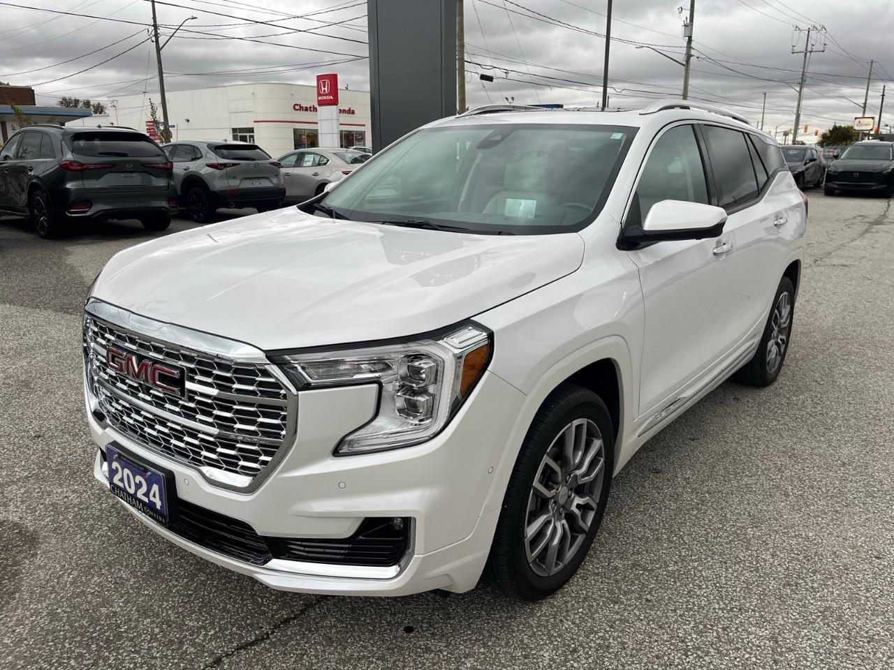 2024 GMC Terrain Denali Panoramic Sunroof | Heated & Ventilated Front Seats | Adaptive Cruise Control | Bose Premium Audio Photo