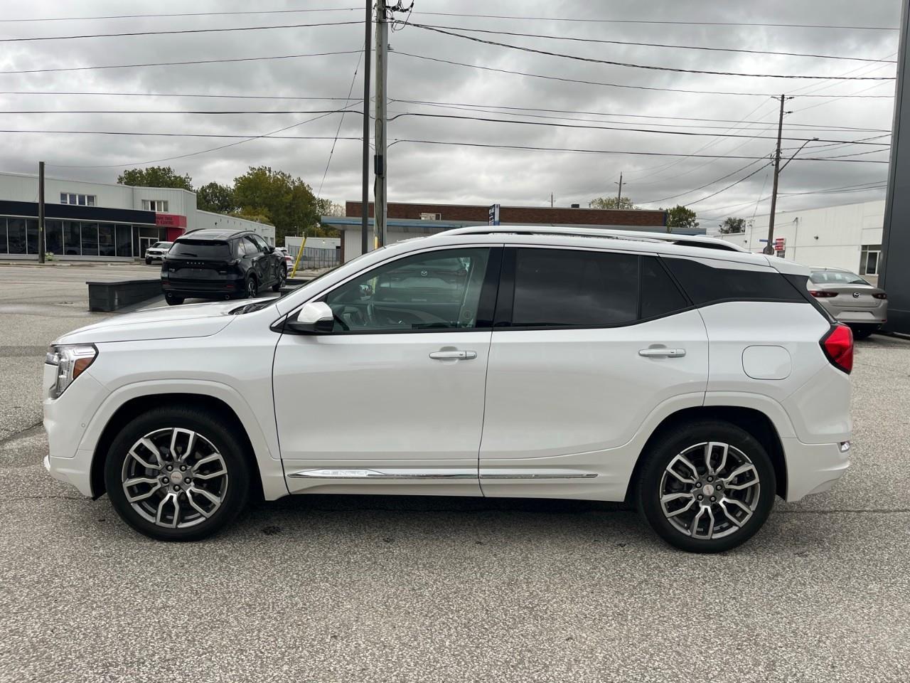 2024 GMC Terrain Denali Panoramic Sunroof | Heated & Ventilated Front Seats | Adaptive Cruise Control | Bose Premium Audio Photo
