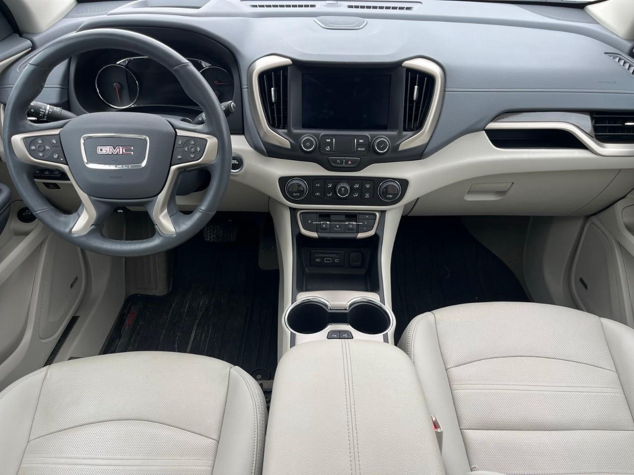 2024 GMC Terrain Denali Panoramic Sunroof | Heated & Ventilated Front Seats | Adaptive Cruise Control | Bose Premium Audio Photo