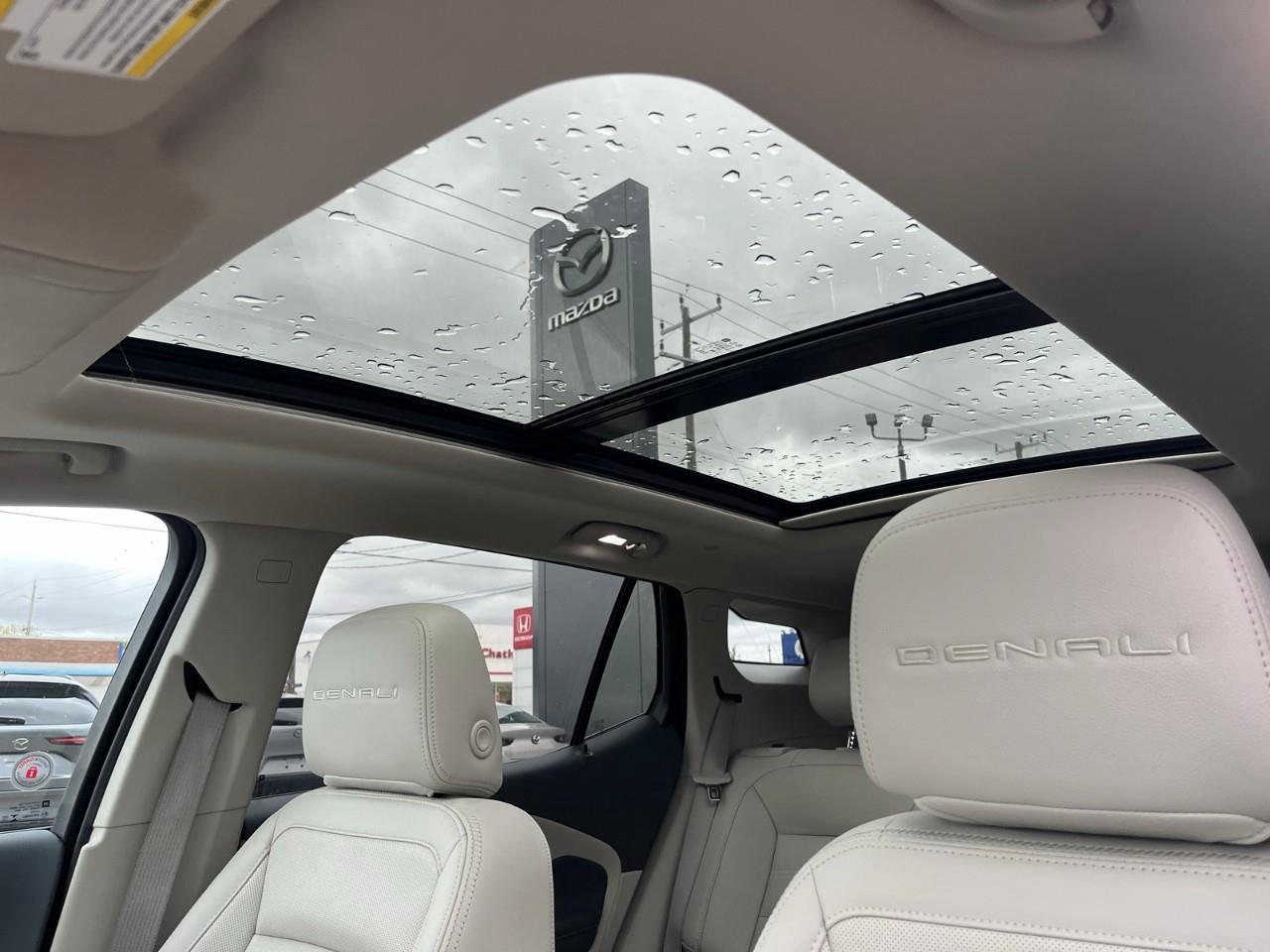 2024 GMC Terrain Denali Panoramic Sunroof | Heated & Ventilated Front Seats | Adaptive Cruise Control | Bose Premium Audio Photo