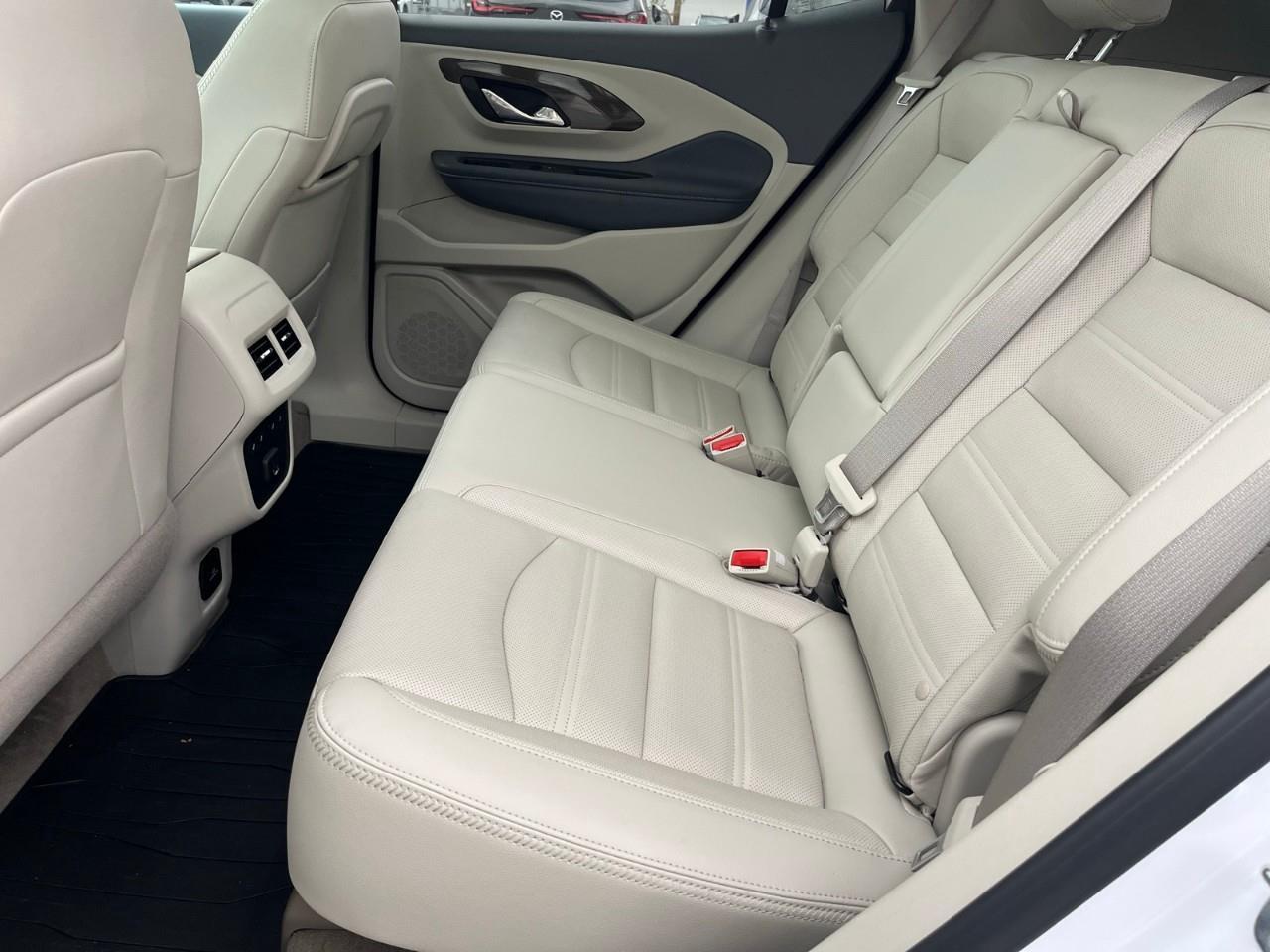 2024 GMC Terrain Denali Panoramic Sunroof | Heated & Ventilated Front Seats | Adaptive Cruise Control | Bose Premium Audio Photo