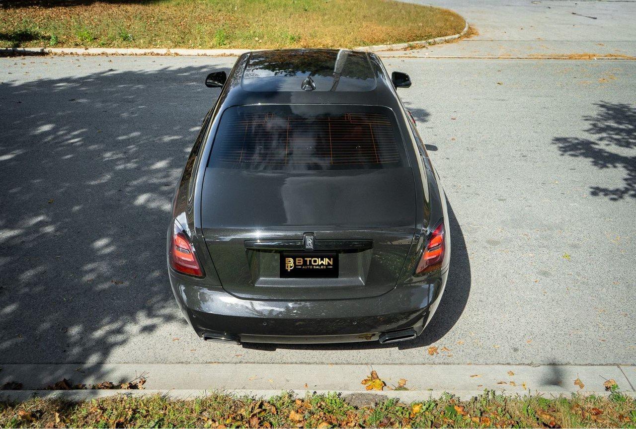 2023 Rolls Royce Ghost Black Badge Photo