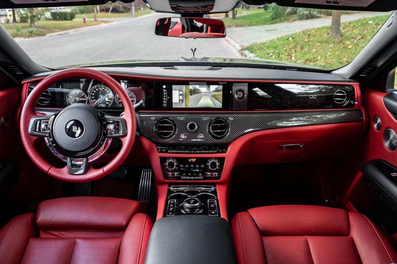 2023 Rolls Royce Ghost Black Badge Photo