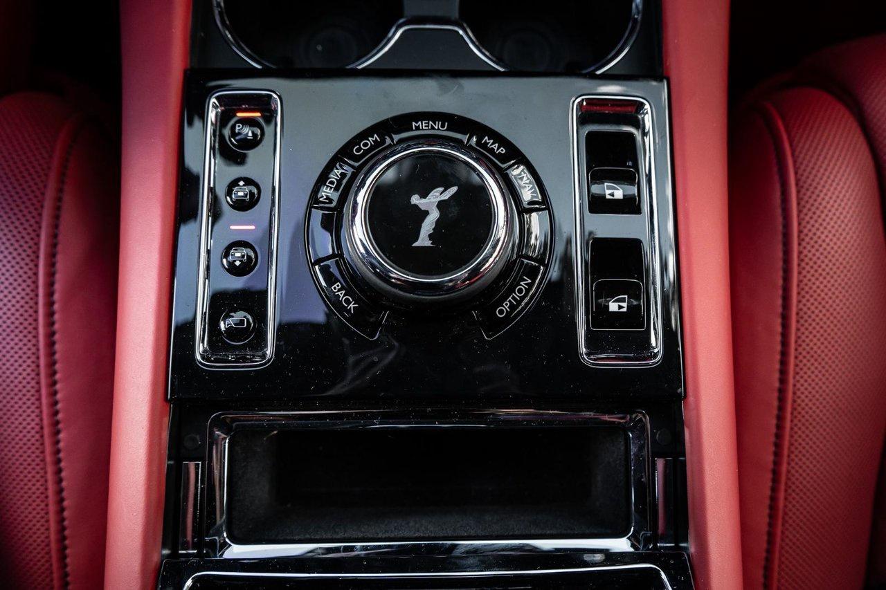 2023 Rolls Royce Ghost Black Badge Photo