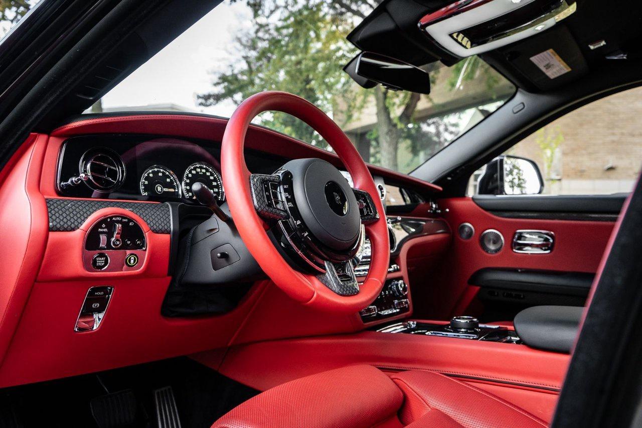 2023 Rolls Royce Ghost Black Badge Photo