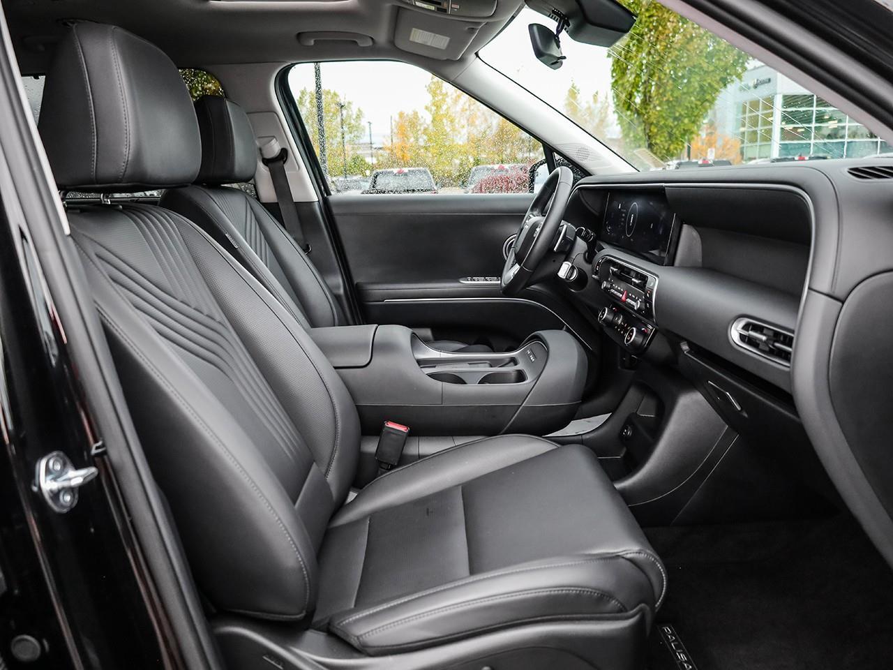 2026 Hyundai PALISADE Preferred Trend HEATED STEERING WHEEL-LEATHER HEATED SEATS-SUNROOF-3RD ROW SEATING- Photo