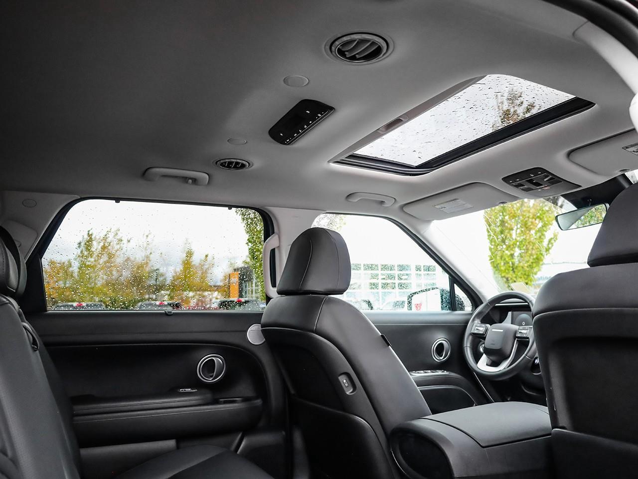 2026 Hyundai PALISADE Preferred Trend HEATED STEERING WHEEL-LEATHER HEATED SEATS-SUNROOF-3RD ROW SEATING- Photo