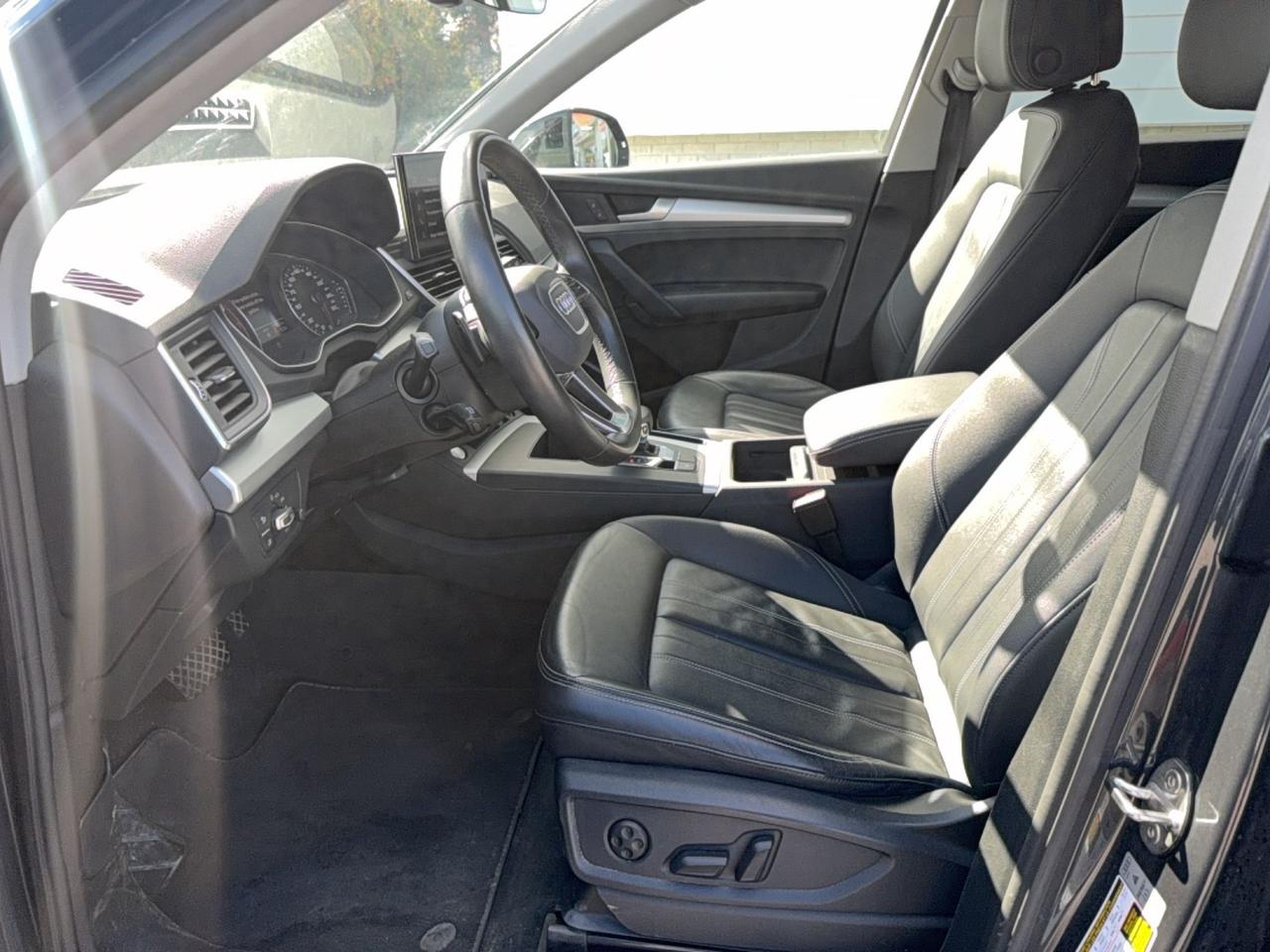 2024 Audi Q5 HEATED LEATHER SEATS-DRIVE ASSIST-APPLE CARPLAY - Photo
