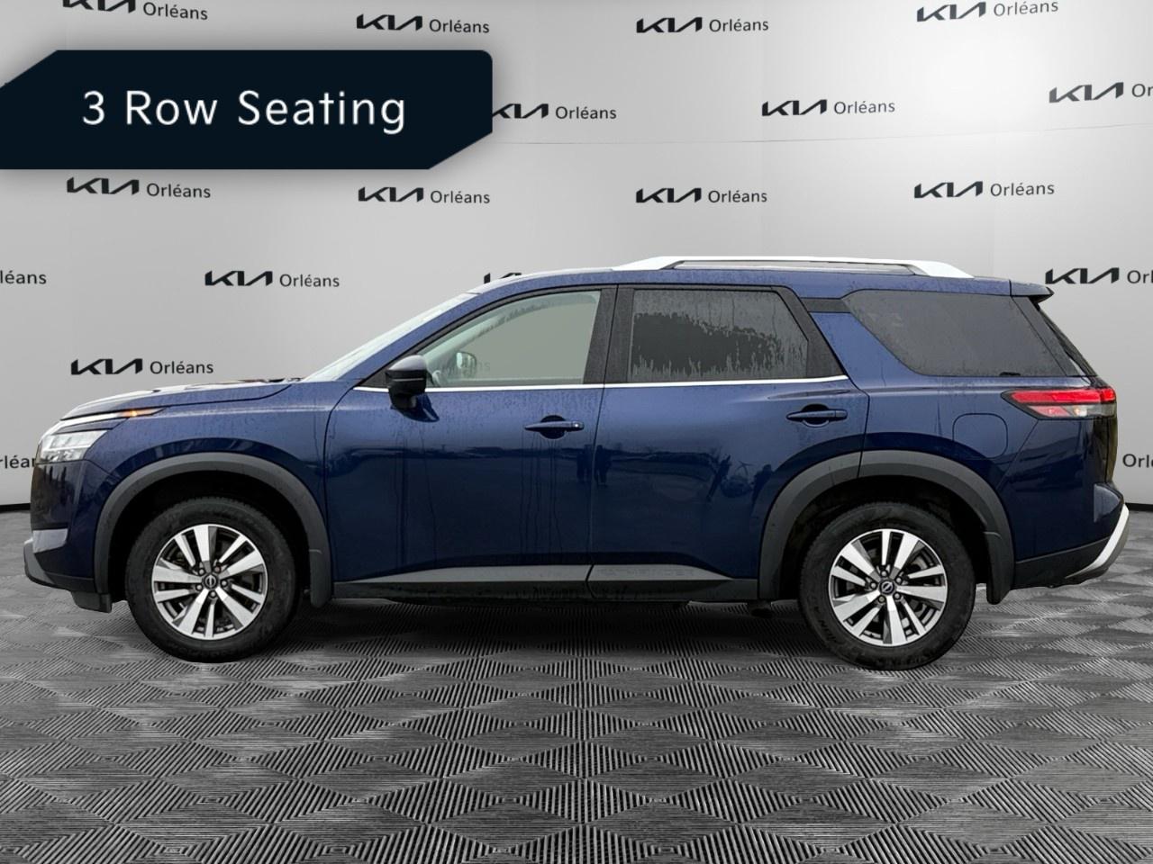 2023 Nissan Pathfinder SL 4WD Photo1
