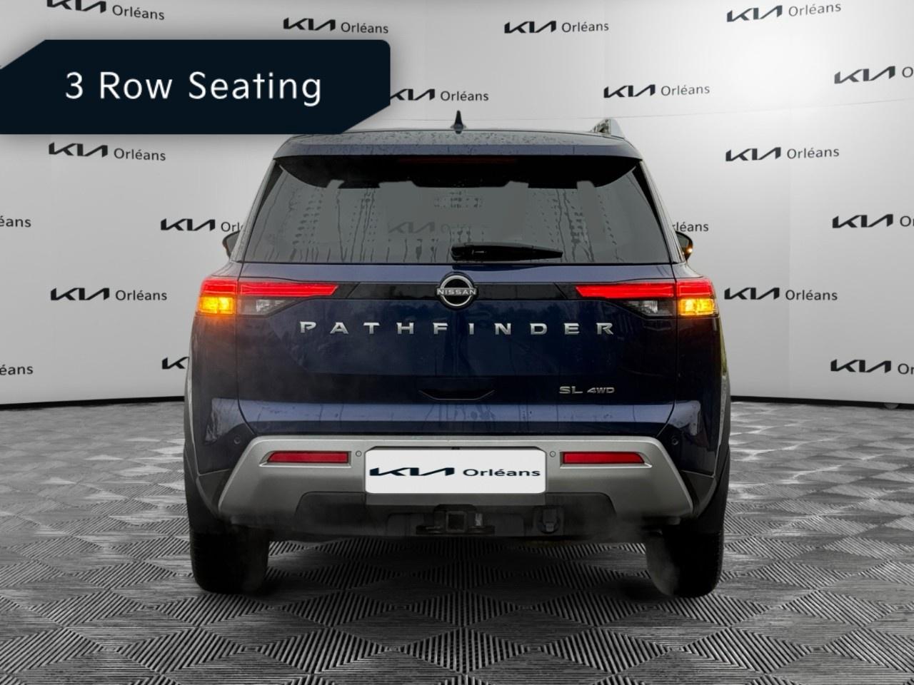 2023 Nissan Pathfinder SL 4WD Photo
