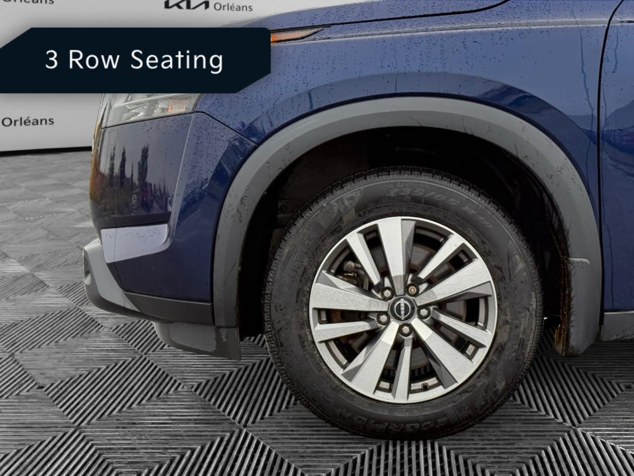 2023 Nissan Pathfinder SL 4WD Photo