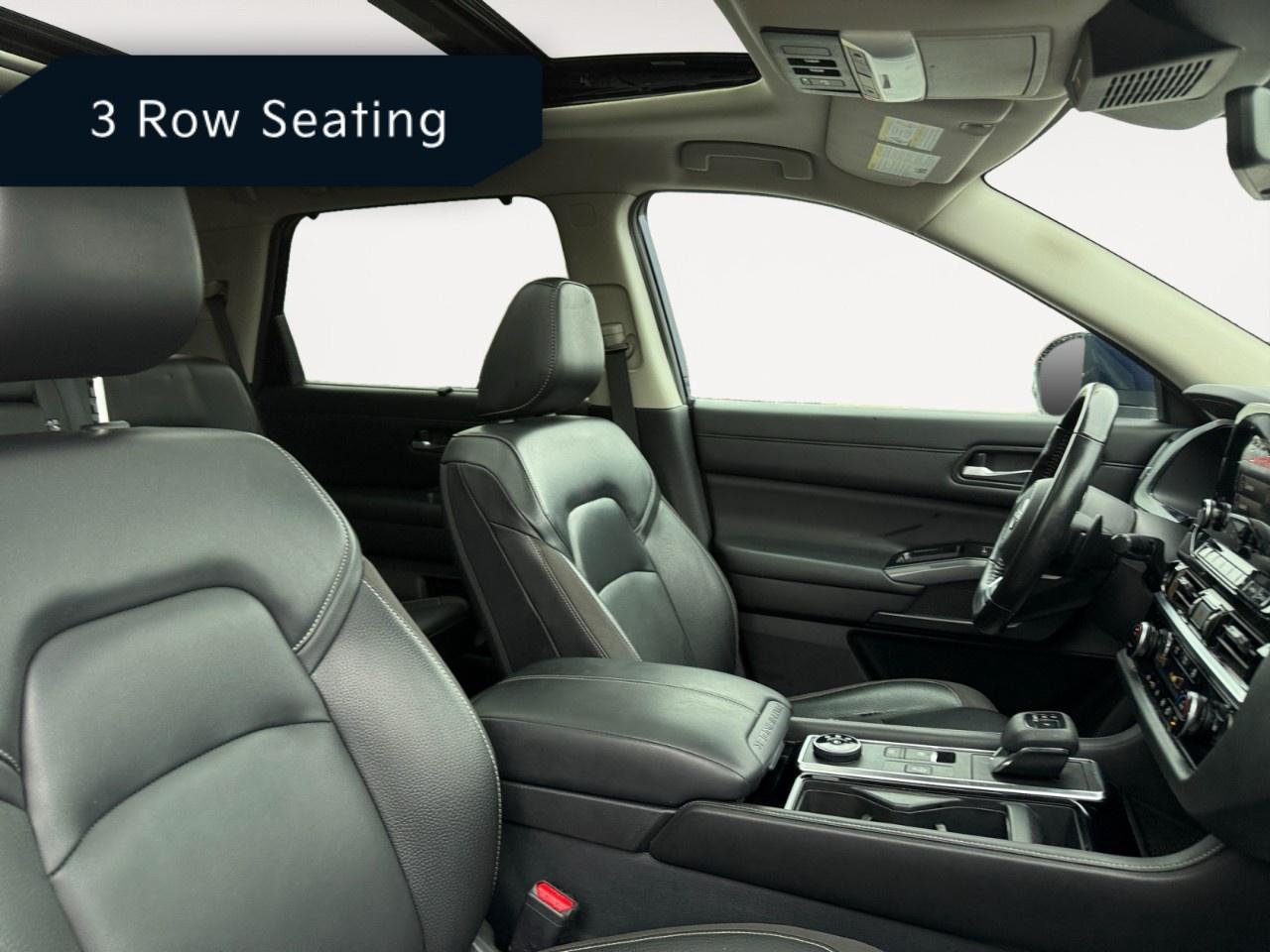 2023 Nissan Pathfinder SL 4WD Photo