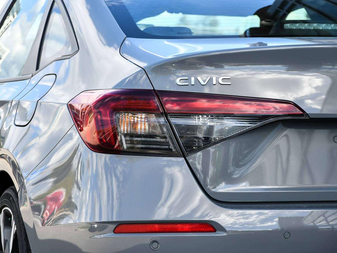 2025 Honda Civic Hybrid Photo