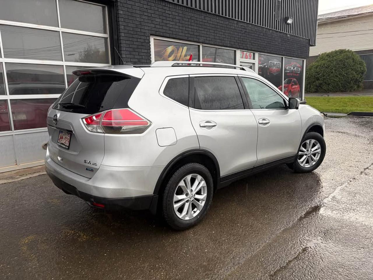 2014 Nissan Rogue S AWD - Photo #3