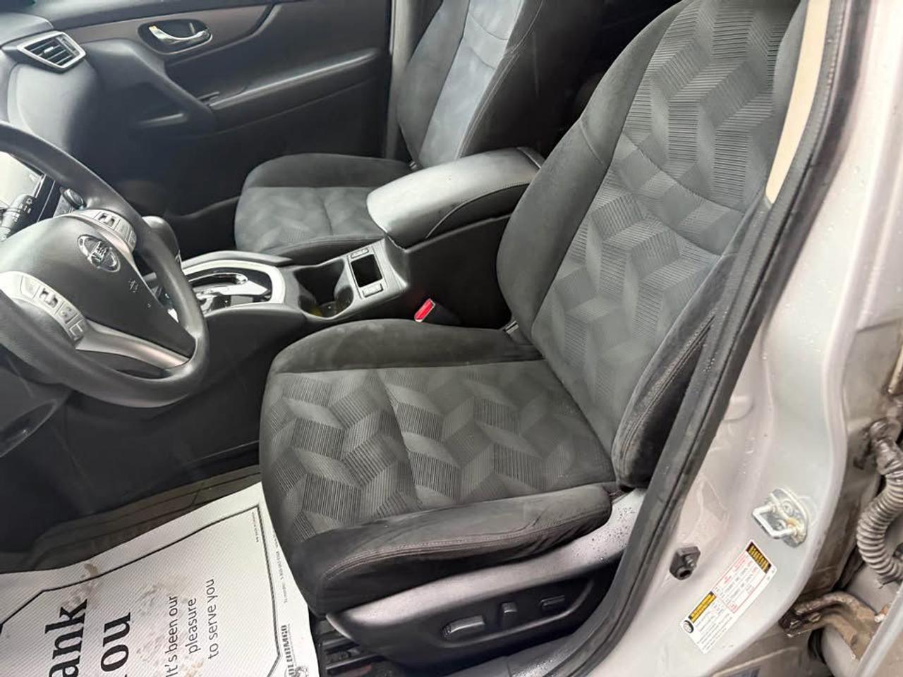 2014 Nissan Rogue S AWD Photo