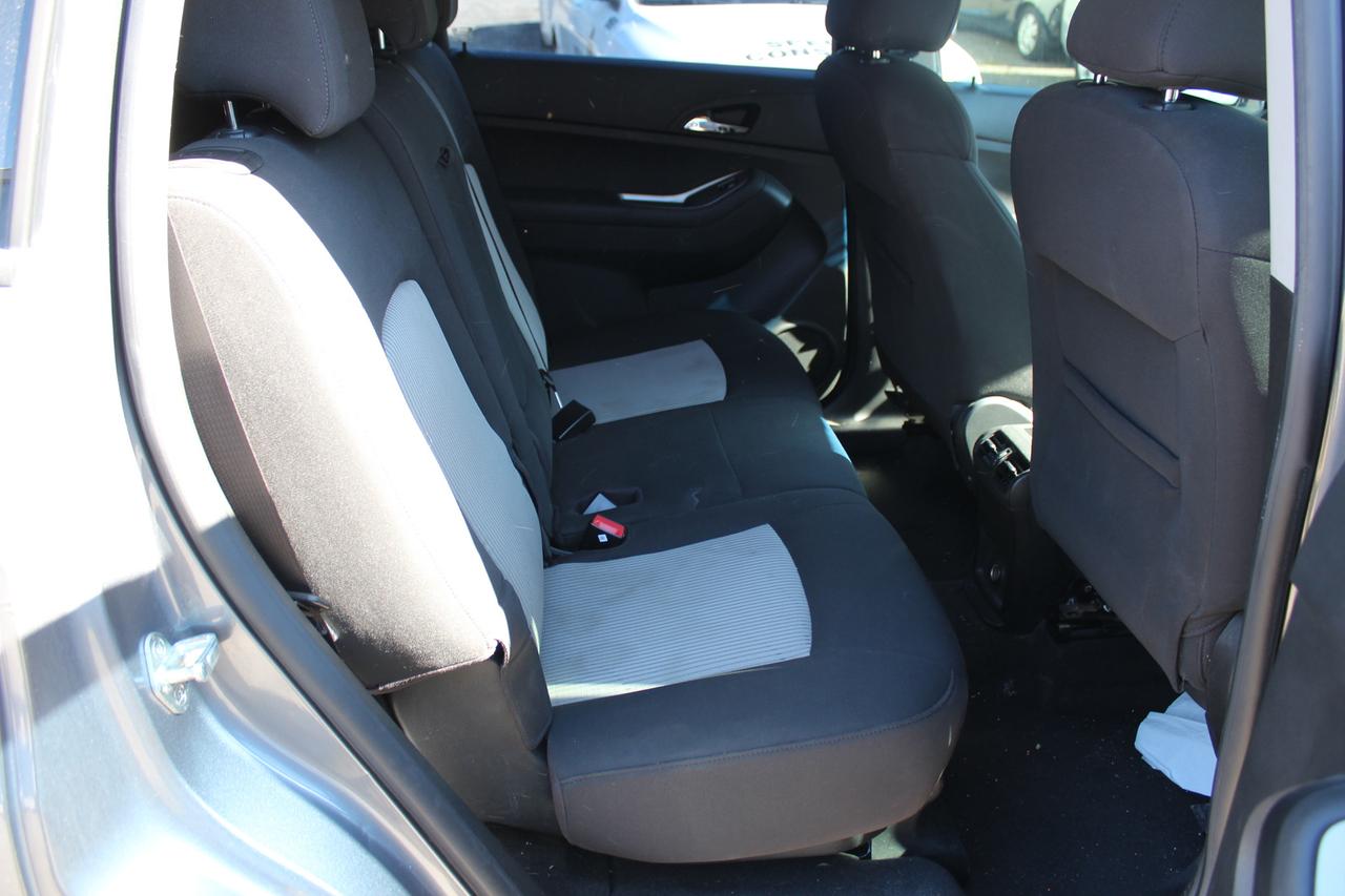 2014 Chevrolet Orlando LS Photo