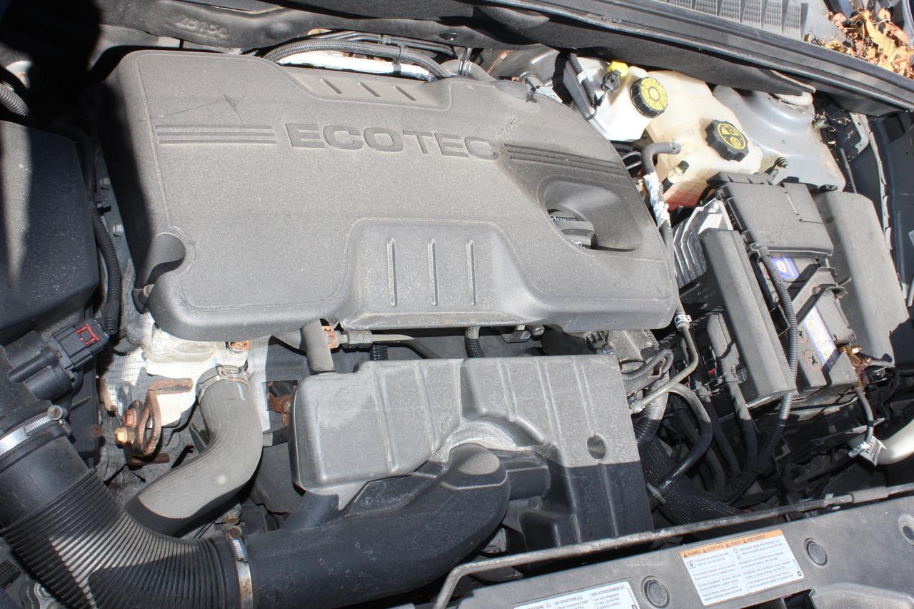 2014 Chevrolet Orlando LS Photo