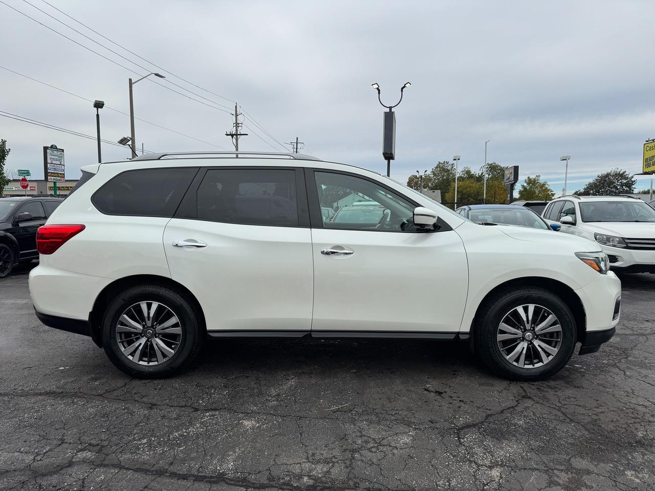 2017 Nissan Pathfinder SL 4WD | NO ACCIDENTS | CERTIFIED Photo