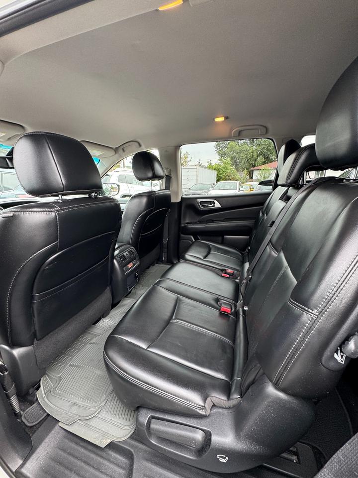 2017 Nissan Pathfinder SL 4WD | NO ACCIDENTS | CERTIFIED Photo
